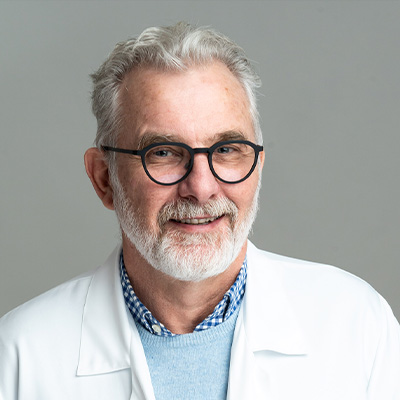 Dr. Bertrand Richert