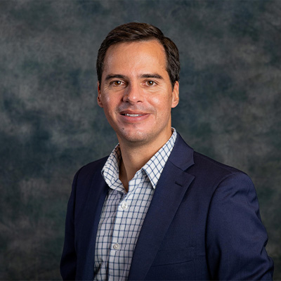 Dr. Esteban Fernández Faith